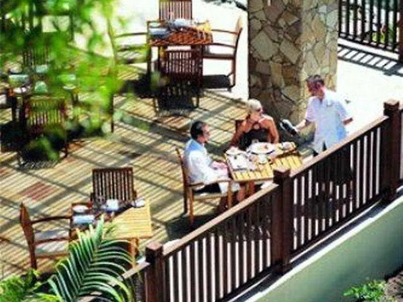 Pullman Palm Cove Sea Temple Resort & Spa 5*,  Australia