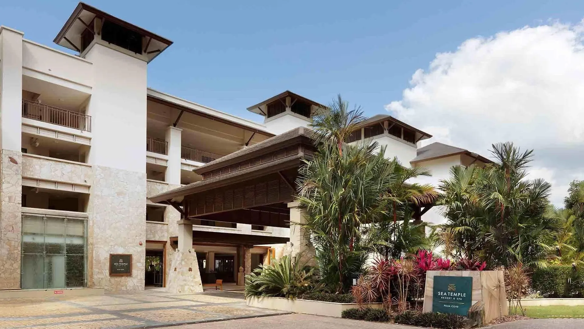 *****  Pullman Palm Cove Sea Temple Resort & Spa Australia