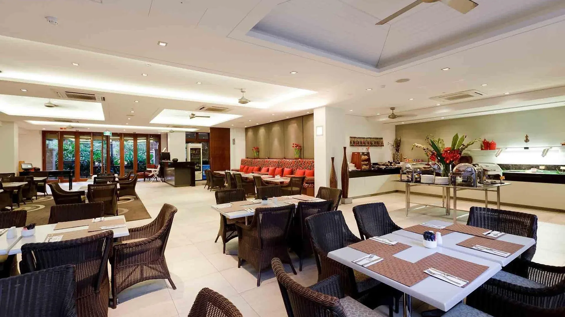 Pullman Palm Cove Sea Temple Resort & Spa Australia