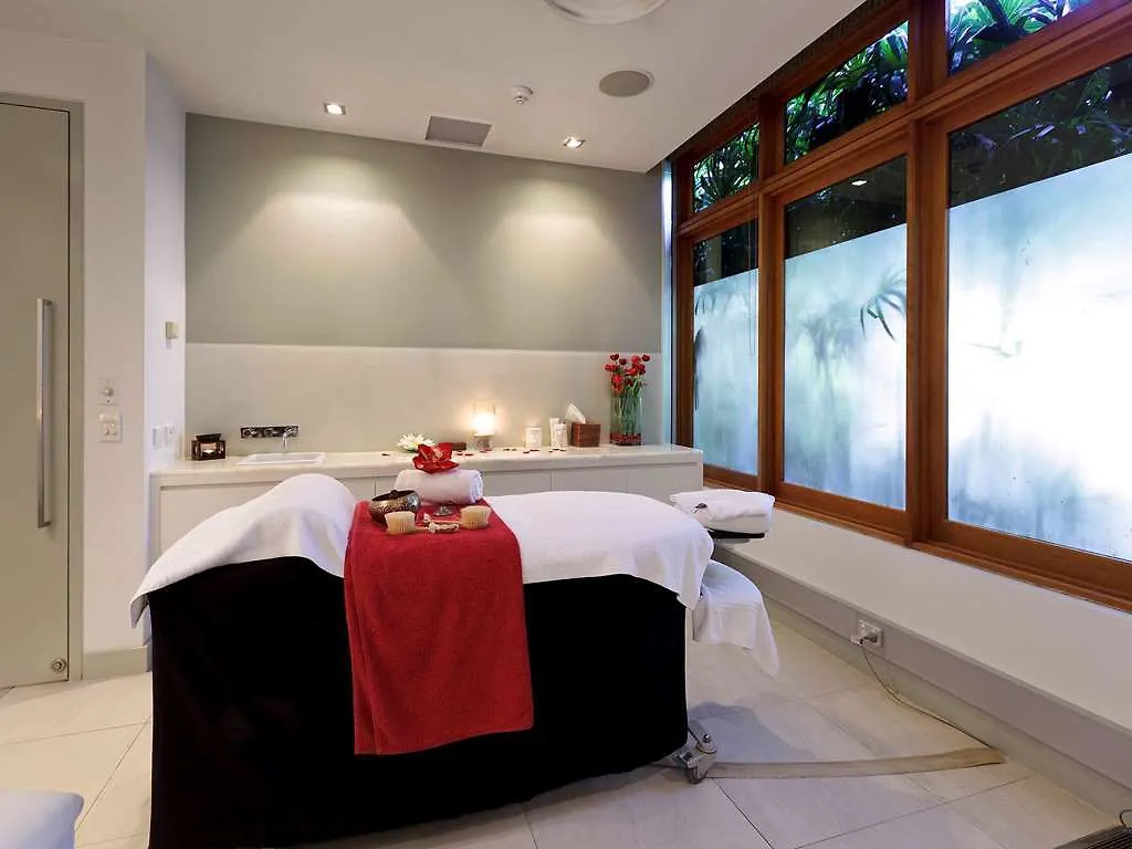 Pullman Palm Cove Sea Temple Resort & Spa 5*,